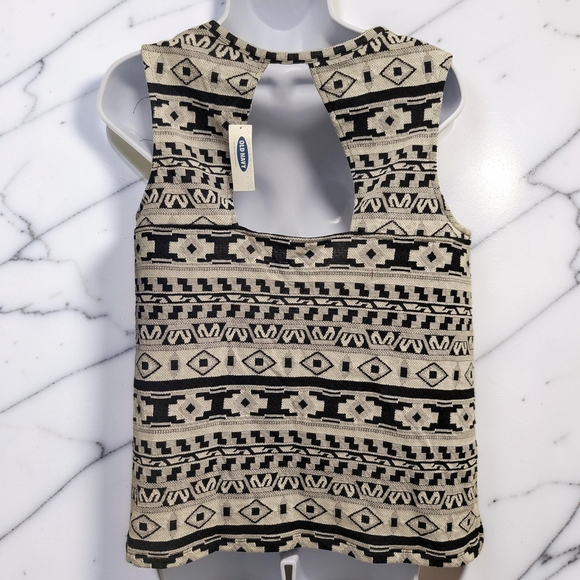 Old Navy Black & Cream Tribal Print Sleeveless Tank - Picture 2 of 9